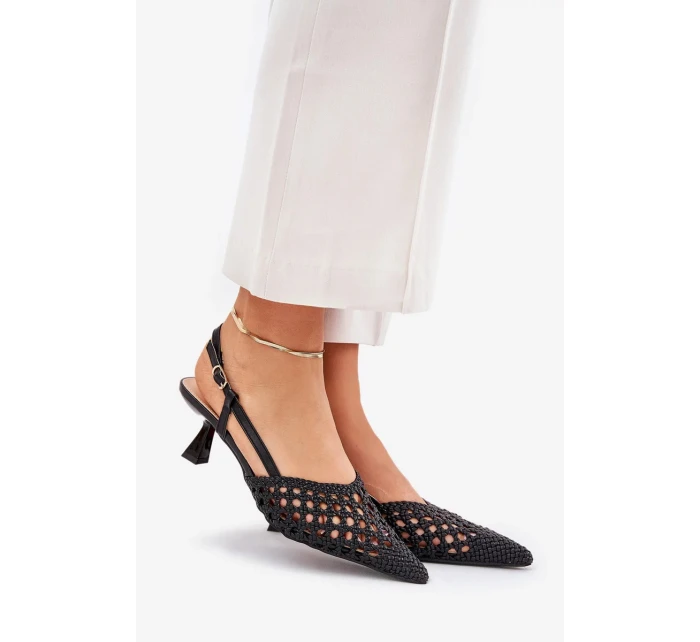 Lodičky se špičatou špičkou a otevřenou patou Umirana – černé