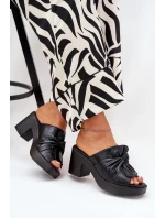 Dámské Sandály Na Podpatku Z Eko Kůže Černé model 21686888 - Boto Dámské Sandály Na Podpatku Z Eko Kůže Černé model 21686888 - Boto