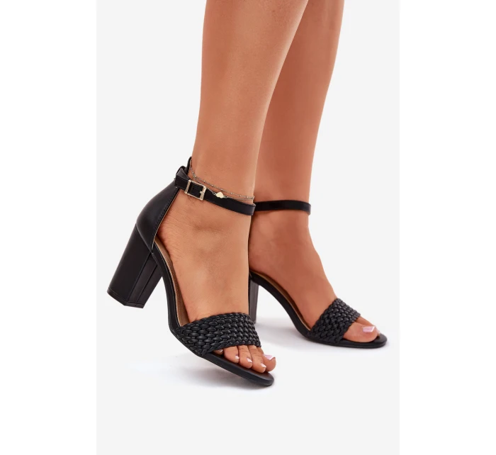 Dámské sandály na podpatku s pleteným pásem černé model 21698564 - EVENTO