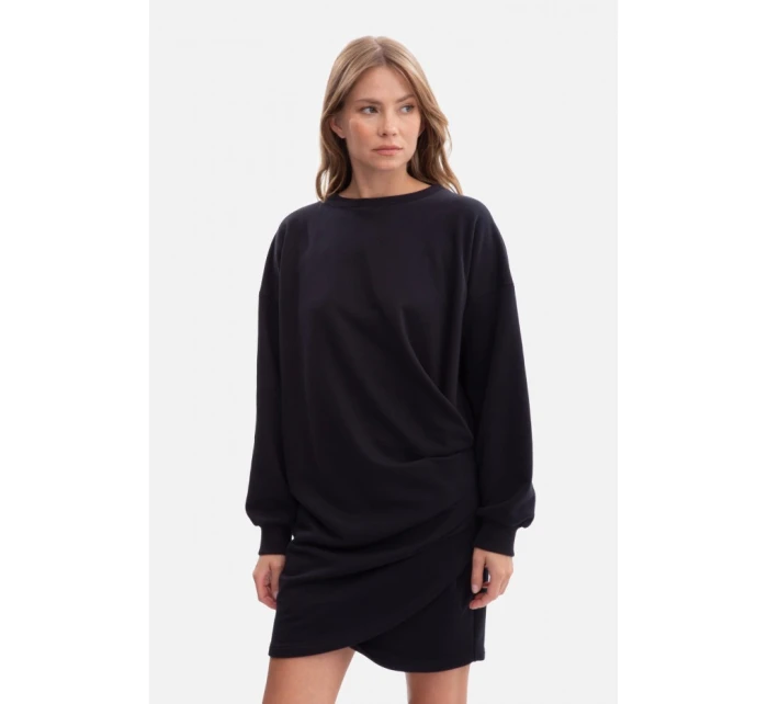 B298 Pletené šaty s bočními záhyby - černé