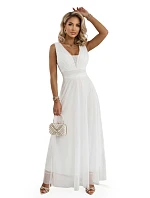 Dlouhé maxi šaty s a hlubokým výstřihem ecru barva model 22079727 - numoco basic Dlouhé maxi šaty s a hlubokým výstřihem ecru barva model 22079727 - numoco basic