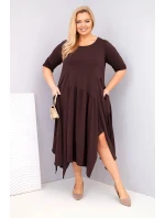 Dámská bavlněná model 21881287 Plus Size s asymetrickým lemem hnědá - K-Fashion