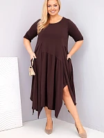 Dámská bavlněná suknička Plus Size s asymetrickým lemem hnědá
