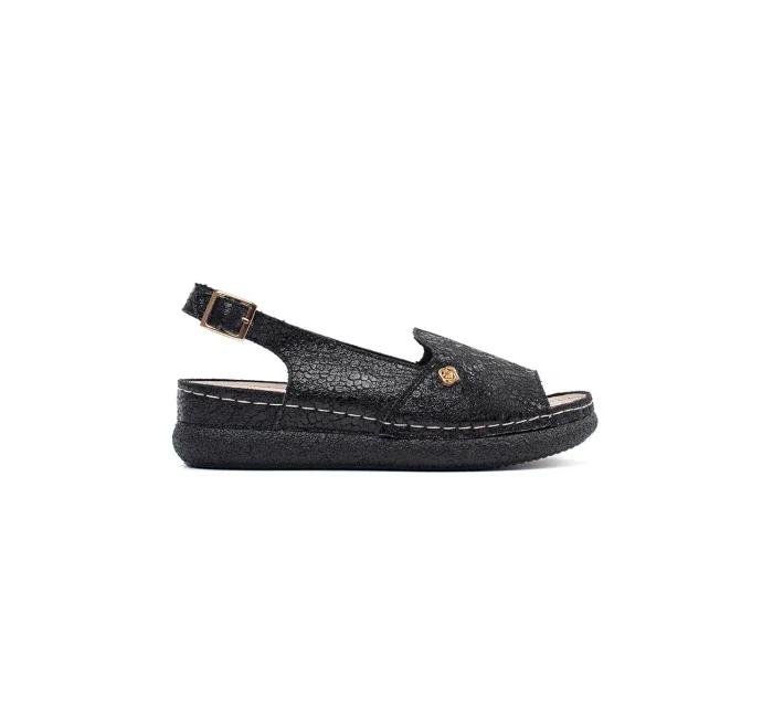 Výborné  sandály černé dámské na plochém podpatku