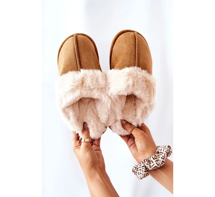 Dámské Pantofle s Kožešinou Camel model 21563577 - Boto Dámské Pantofle s Kožešinou Camel model 21563577 - Boto