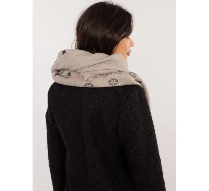 Šála AT SZ model 20595602 šedá - FPrice Šála AT SZ model 20595602 šedá - FPrice