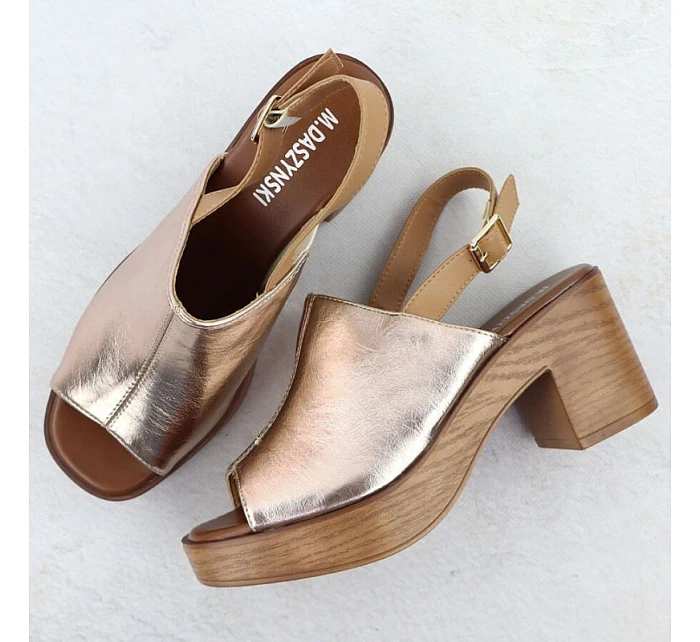 Dámské zlaté sandály na jehlovém podpatku M.Daszynski model 22051585 - M. Daszyński