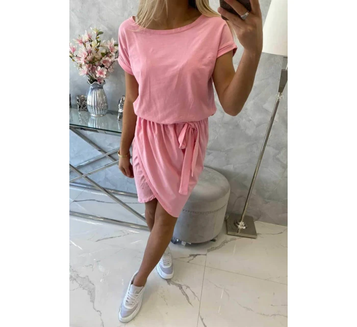 Šaty s obálkovým spodním dílem ve světle růžové barvě