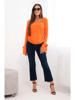Dámská pruhovaná blůza s V výstřihem a volánky na rukávech oranžová
