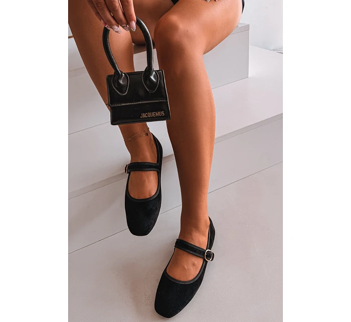 Černé baleríny s páskem a zlatou sponou Kelisa