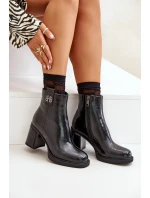 Hadí dámské botky na podpatku z přírodní kůže černé Vinceza 66670 Hadí dámské botky na podpatku z přírodní kůže černé Vinceza 66670