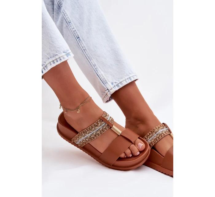 Dámské platformové sandály s pásky a zlatým detailem Camel Tahlia