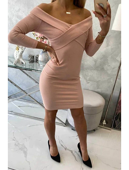 Přiléhavé šaty s výstřihem do V tmavě pudrově růžové