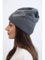 Dámská zimní vlněná čepice s ozdobnými krystalky K399 černá