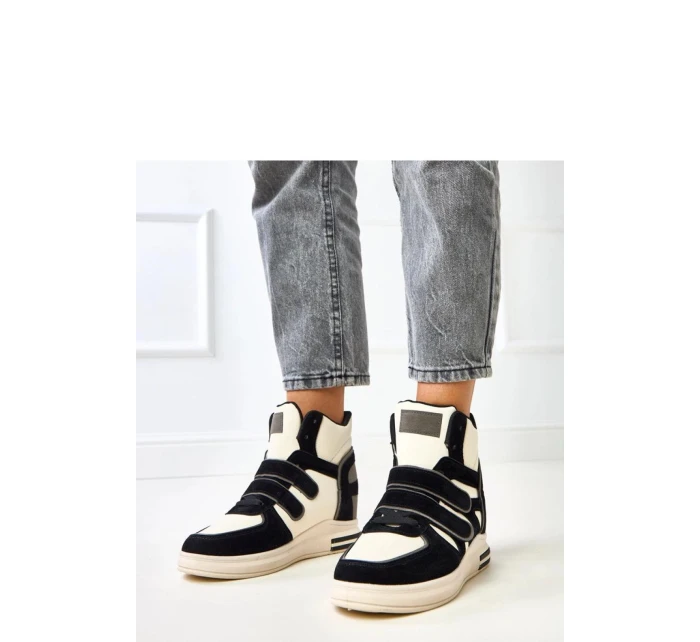 Sportovní obuv  model 217956 Solea