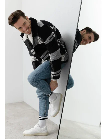 Pánské sportovní ponožky model 20855138 Proužky 4146 - Steven Pánské sportovní ponožky model 20855138 Proužky 4146 - Steven