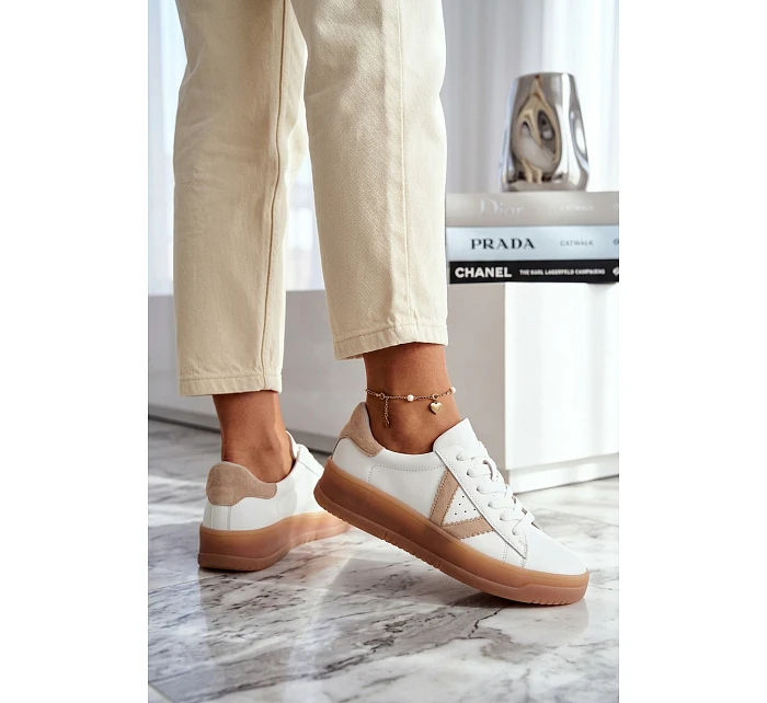 Dámské tenisky z pravé kůže na platformě model 22069622 Bílé - VINCEZA Dámské tenisky z pravé kůže na platformě model 22069622 Bílé - VINCEZA