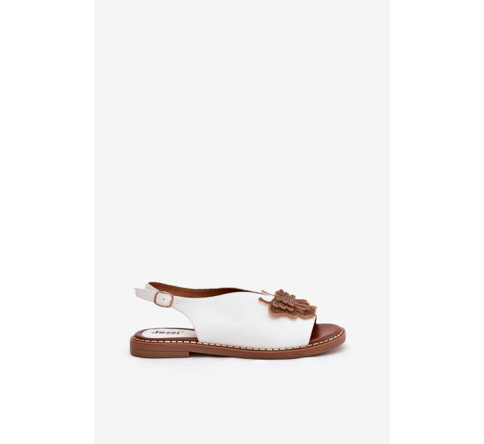 Dámské Sandály Na Plochém Podpatku S Ozdobou Bílé model 21686839 - Boto Dámské Sandály Na Plochém Podpatku S Ozdobou Bílé model 21686839 - Boto