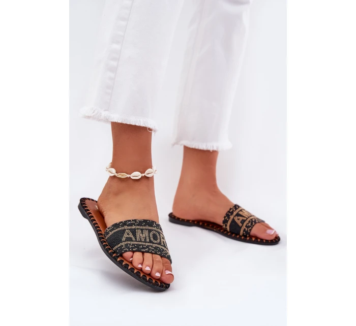 Dámské Pantofle Na Plochém Podpatku Se Černé model 21687321 - Boto Dámské Pantofle Na Plochém Podpatku Se Černé model 21687321 - Boto