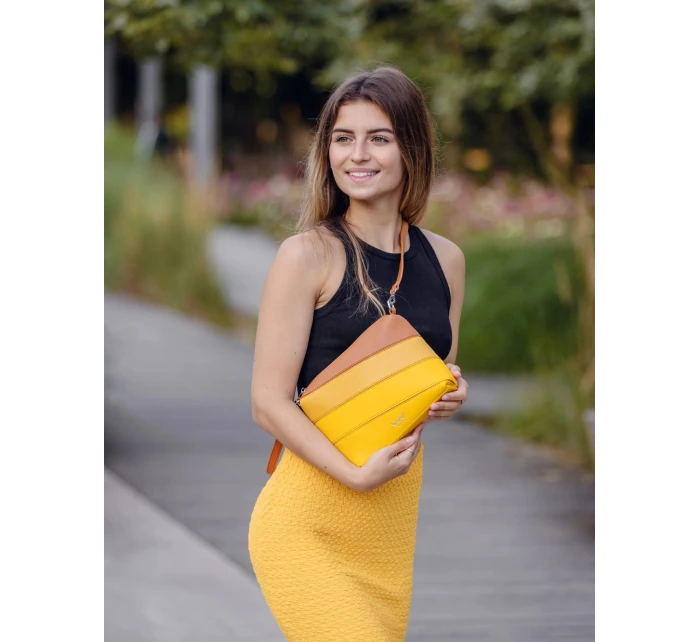 Kabelka VUCH Coalie Striped Yellow Kabelka VUCH Coalie Striped Yellow