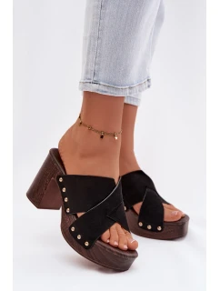 Dámské sandály na podpatku se zlatými přezkami Černé model 21951481 - Boto