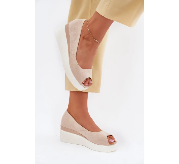 Dámské Sandály Na Klínu Z Eko Semiše Světle Béžové Velira
