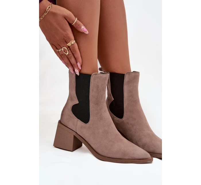 Kožené semišové dámské kotníčkové boty na podpatku s vyhříváním Artiker 57C0045 béžové