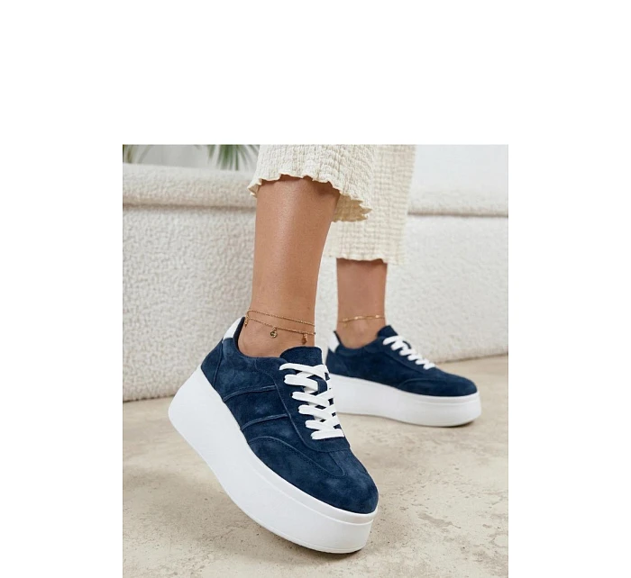Sportovní boty na platformě model 226588 Solea
