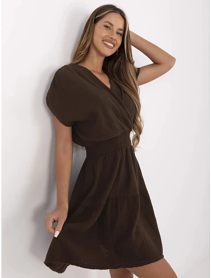 Sukienka MI SK model 21142197 ciemny brązowy - FPrice