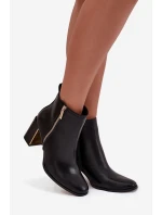 Dámské kotníkové boty na podpatku z eko kůže černé model 21747901 - Boto Dámské kotníkové boty na podpatku z eko kůže černé model 21747901 - Boto