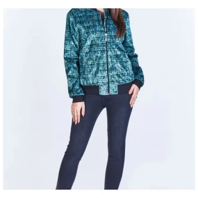 Dámská bunda bomberka M49010 - Klaudia styl Dámská bunda bomberka M49010 - Klaudia styl