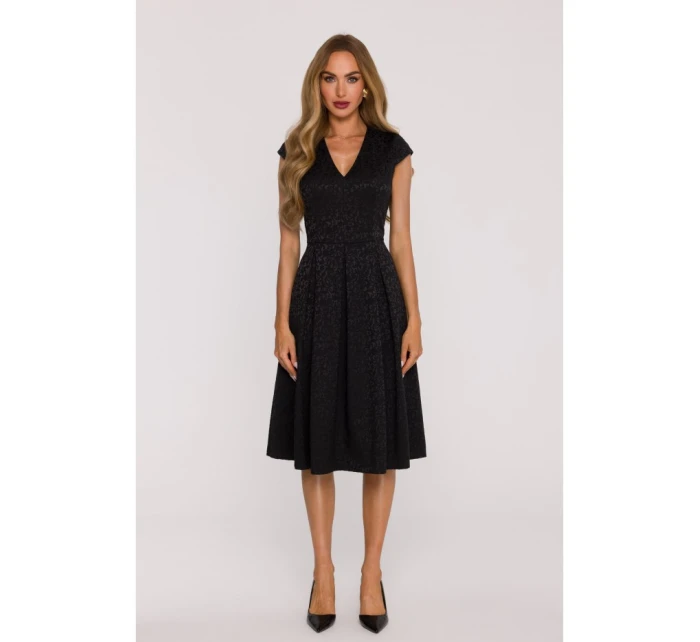 Přiléhavé šaty se záhyby černé model 21479377 - Moe Přiléhavé šaty se záhyby černé model 21479377 - Moe