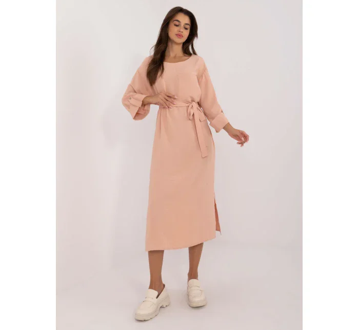Sukienka LK SK model 20470338 brzoskwiniowy - FPrice