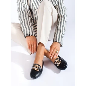 Designové  mokasíny dámské černé bez podpatku
