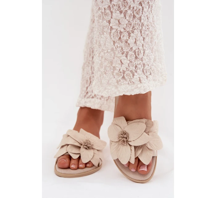 Dámské ploché nazouváky s ozdobnými květy Elzoria Dámské ploché nazouváky s ozdobnými květy Elzoria