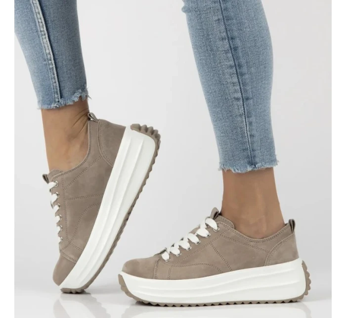 Dámské kožené boty na platformě béžové Filippo DP6795 Dámské kožené boty na platformě béžové Filippo DP6795