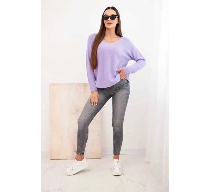 Svetr dámský z viskózy s výstřihem do V světle fialový Svetr dámský z viskózy s výstřihem do V světle fialový