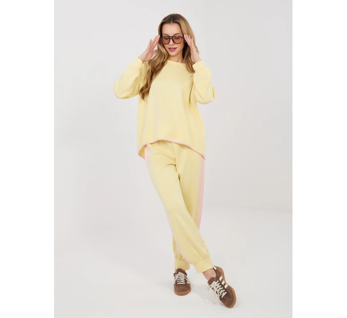 Komplet IT KMPL 22216.72 jasny żółty