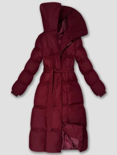 Dlouhá dámská zimní bunda ve vínové bordó barvě s páskem model 21483416 - J.STYLE