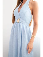 Dámské viskózové maxi šaty vázané u krku s ozdobnou sponou modrá Dámské viskózové maxi šaty vázané u krku s ozdobnou sponou modrá