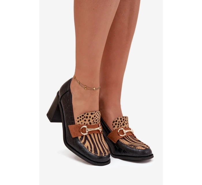 Dámské polobotky na podpatku s výstupky a zlatým detailem Černo-bežové Novella Dámské polobotky na podpatku s výstupky a zlatým detailem Černo-bežové Novella