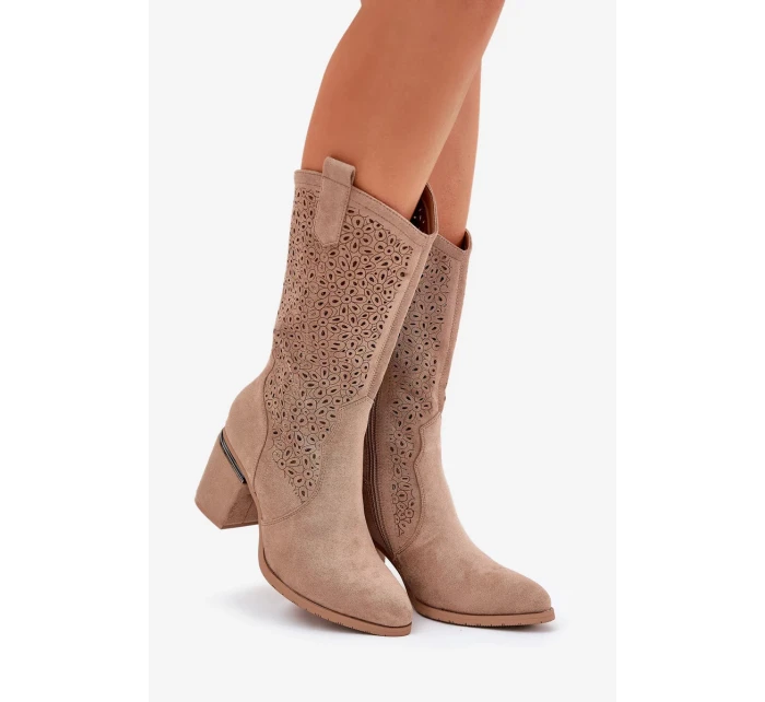 Dámské perforované kozačky do poloviny lýtka ve stylu kovbojek S.Barski – béžové, eko kůže Dámské perforované kozačky do poloviny lýtka ve stylu kovbojek S.Barski – béžové, eko kůže