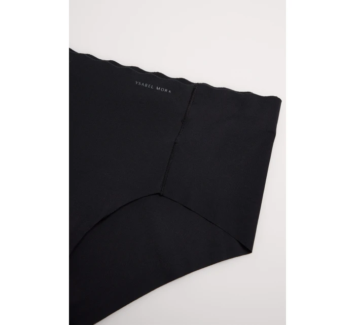 model 21734691 - Ysabel Mora