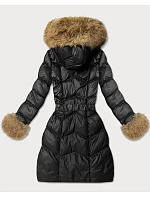 Pikowana kurtka zimowa z paskiem czarna model 22548626 - J.STYLE Pikowana kurtka zimowa z paskiem czarna model 22548626 - J.STYLE