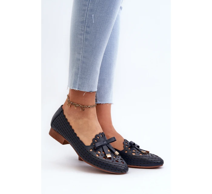 Dámské lodičky s detaily a mašlí tmavě modré model 21658375 - Boto