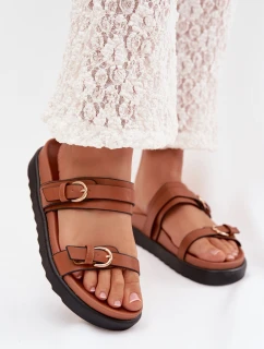 Dámské nazouváky s pásky a zlatými sponami Camel model 22032140 - Boto