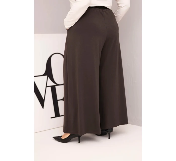 Dámské bavlněné kalhoty Plus Size s širokou nohavicí a volným střihem hnědé Dámské bavlněné kalhoty Plus Size s širokou nohavicí a volným střihem hnědé