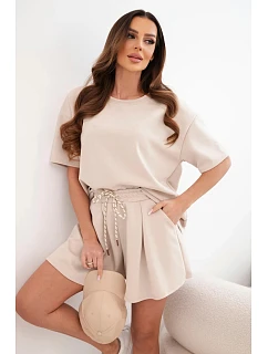 Dámský komplet z viskózy (masełko) s krátkým rukávem a kraťasy s vysokým pasem béžový