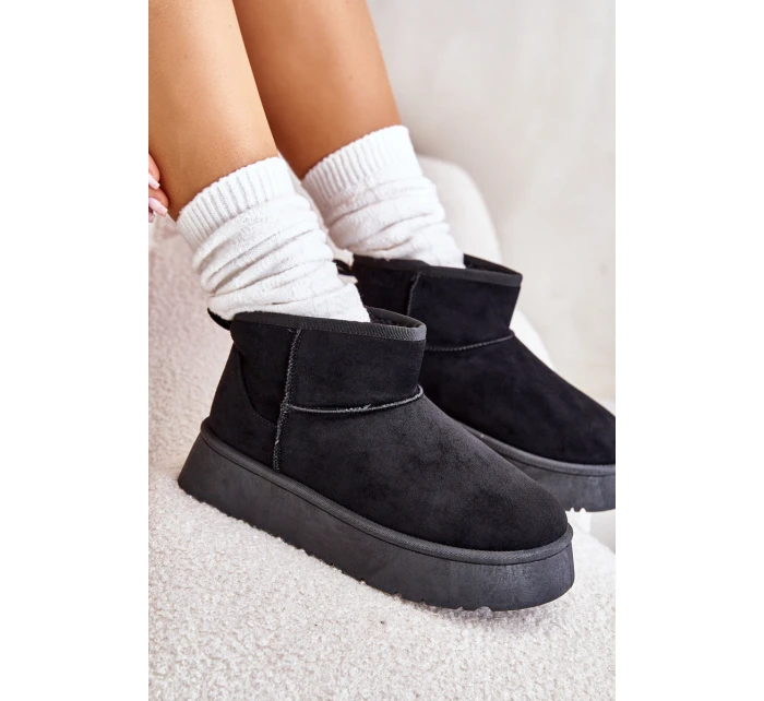 Nízké dámské sněhule na platformě zateplené kožíškem černé Saldren Nízké dámské sněhule na platformě zateplené kožíškem černé Saldren