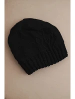 Dámská zimní čepice vlněná s ozdobným ražením K474 černá